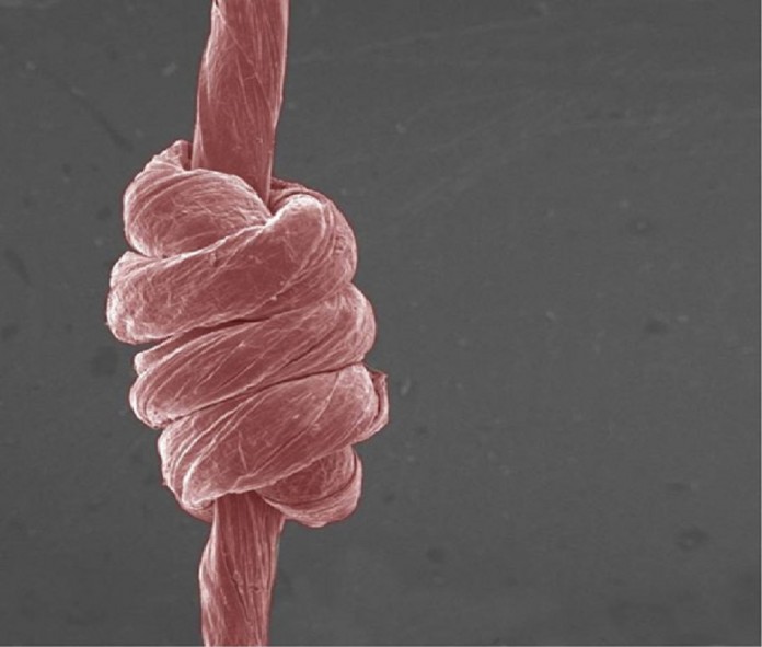 Scientists-Develop-Super-Stretchable-Yarn-Made-of-Graphene (1)