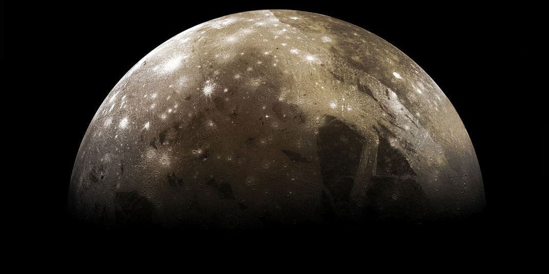 Games no Lab: Luas de Jupiter, parece Dead Space, colônias