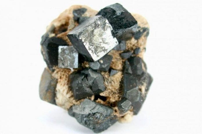 Mineral
