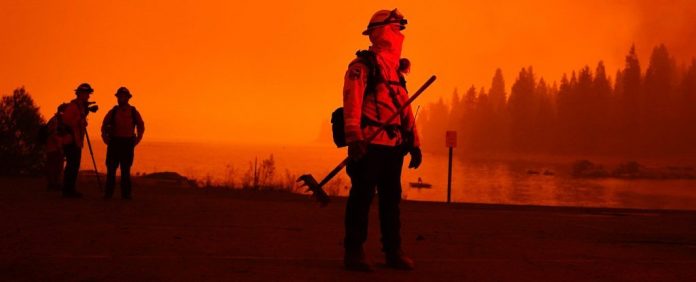 010-firefighter_1024