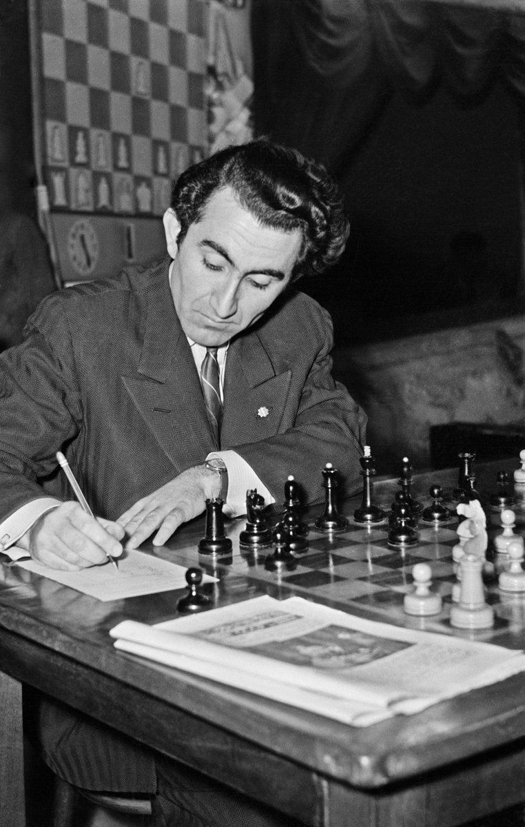 Elizabeth Harmon EXISTIU e seu nome era BOBBY FISCHER