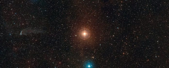 l2-puppis-estrela-gigante-vermelha-universo-primordial