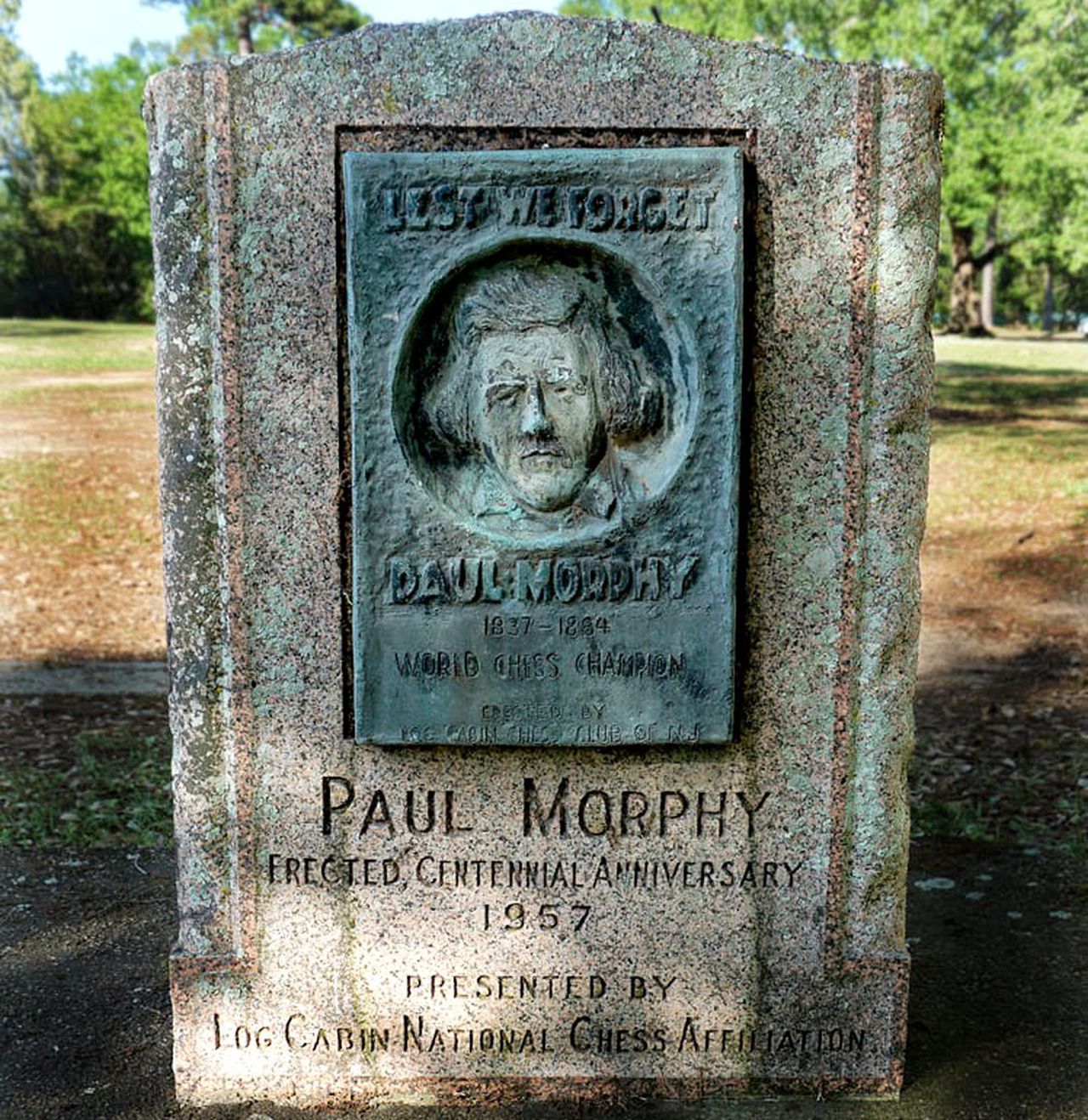 O orgulho e a tristeza do xadrez: a vida de Paul Morphy e suas semelhanças  com Beth Harmon