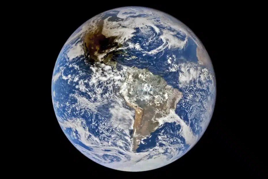 NASA compartilha visão de outro mundo do eclipse do anel de fogo