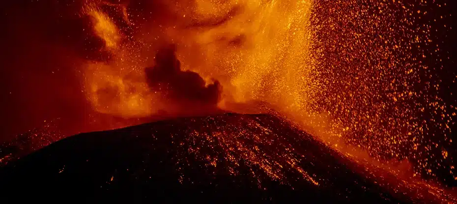 Grande erupção descoberta perto da Itália pode explodir novamente