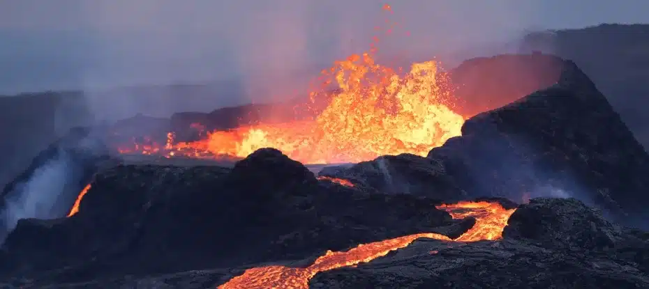 Erupção vulcânica iminente: Islândia declara estado de emergência