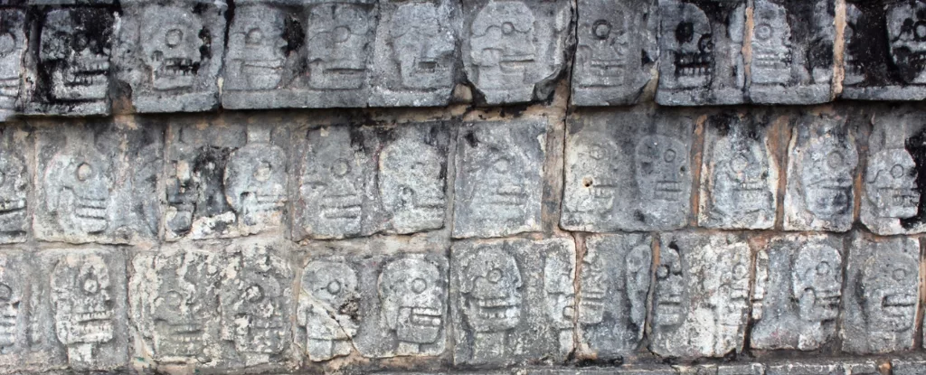 império maia e os sacrificios
